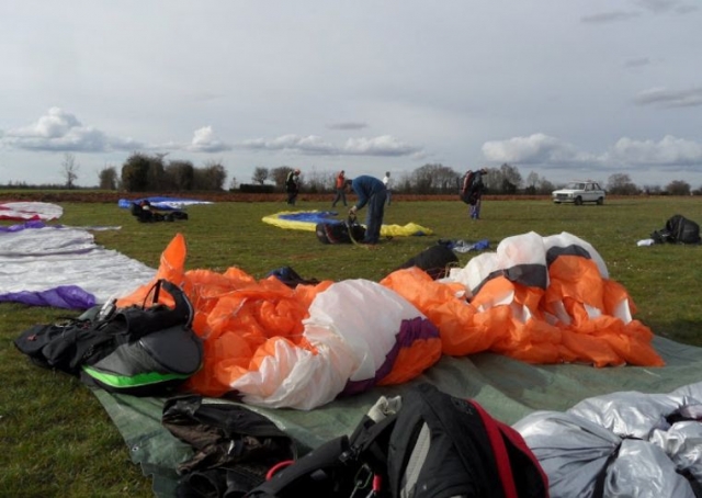  Preparation of the paragliders